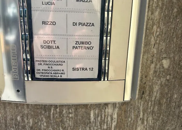 Couette-café Sistra 12 Catane